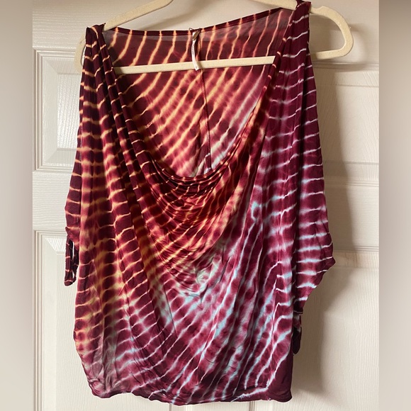 Super unique free people top. - Picture 1 of 4